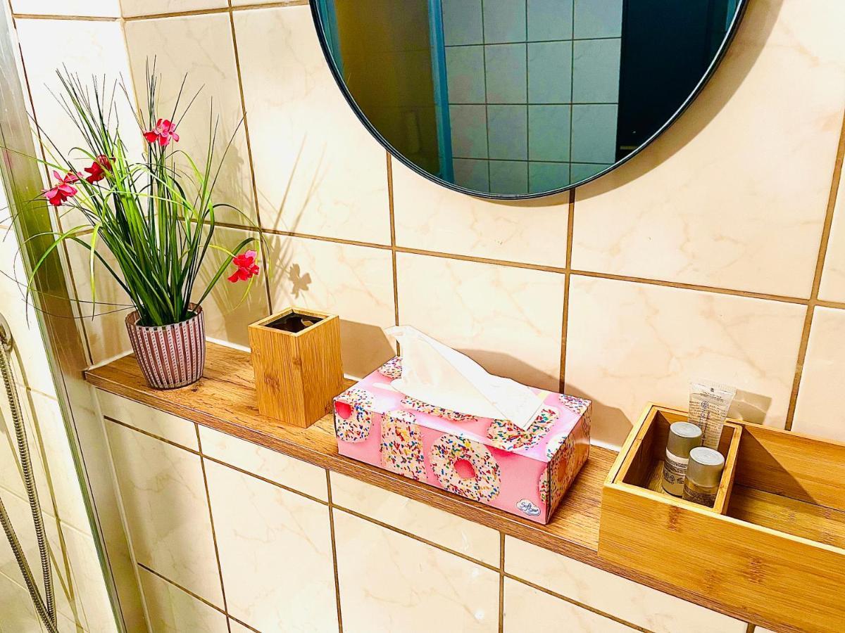 Schöne Ruhige - In Mit Kamin - Nahe Karolinentalbrücke Apartment *